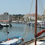 T2 Climatise Port De - Grande Terrasse * Sanary-sur-Mer